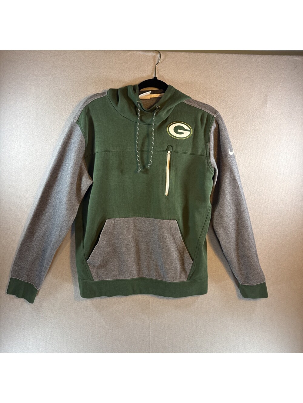 NFL Green Bay Packers Hoodie Size Large